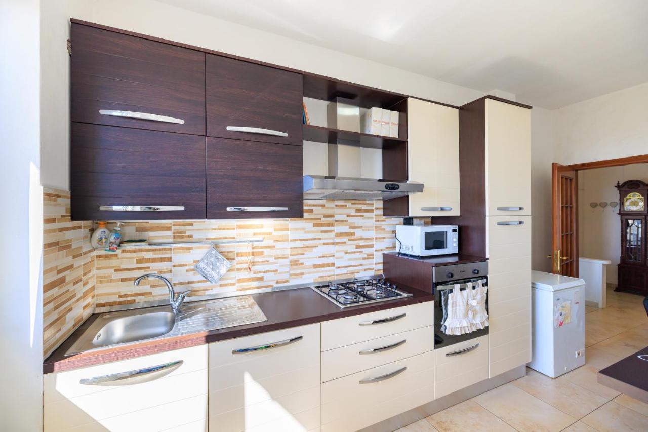 Ferienwohnung L' Essenziale Livorno Exterior foto