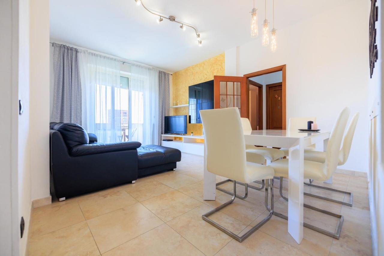 Ferienwohnung L' Essenziale Livorno Exterior foto