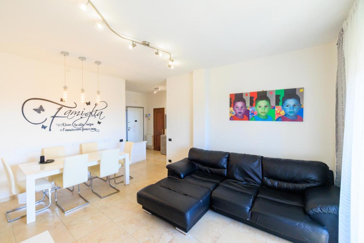 Ferienwohnung L' Essenziale Livorno Exterior foto
